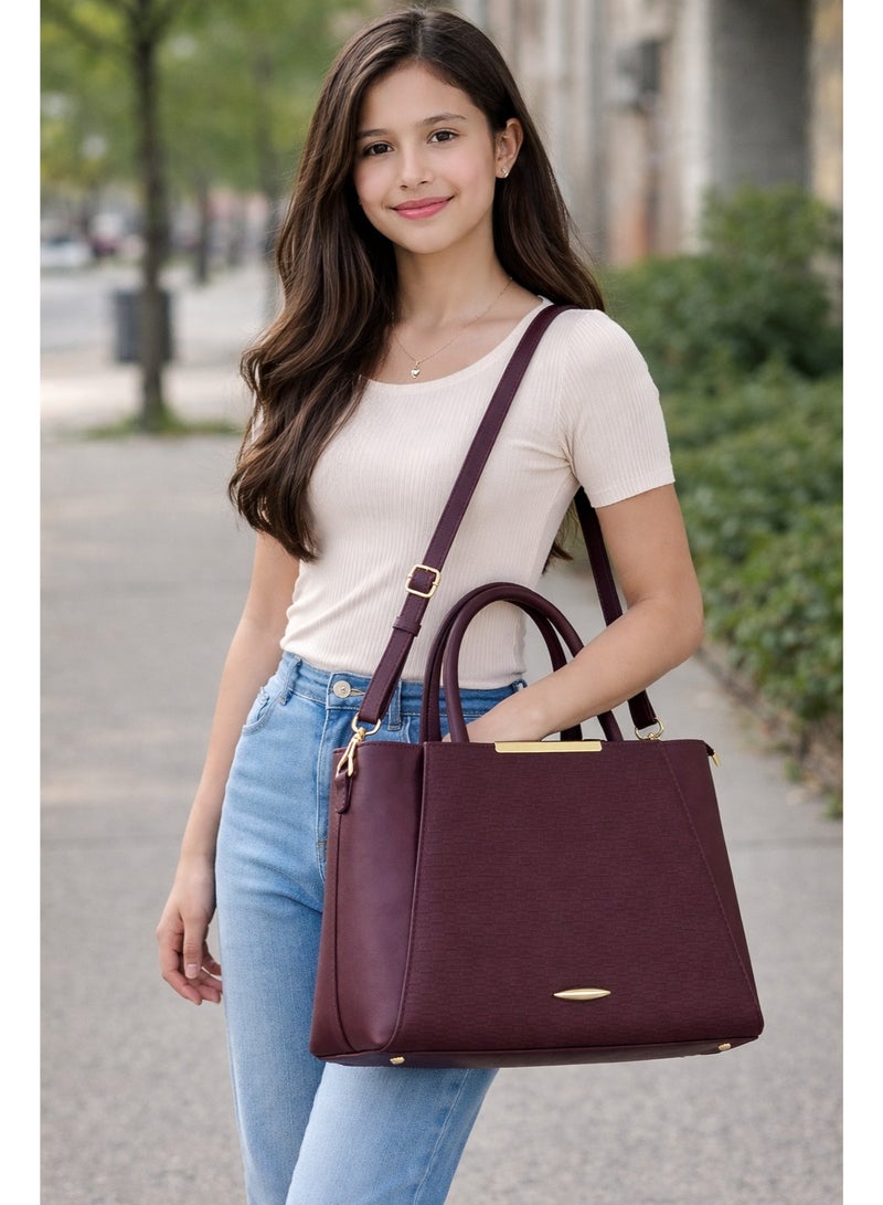 حقيبة كتف نسائية أنيقة ذات ملمس مميز مع حزام كتف قابل للتعديل، حقيبة واسعة وعصرية بلون خمري مناسبة للعمل والاستخدام اليومي (لون عنابي). - Image 2